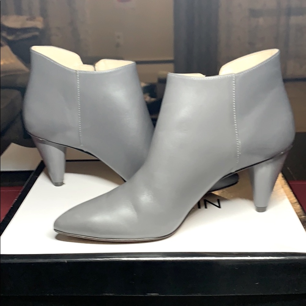 NINEWEST Booties